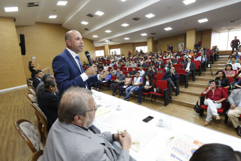  Ismael Crispin preside audiência pública para debater a pesquisa científica em Rondônia