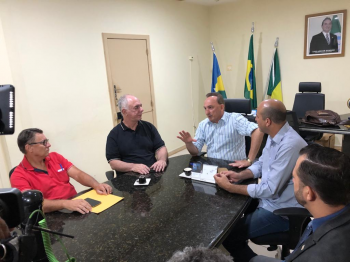  Ismael Crispin visita prefeito de Rolim de Moura