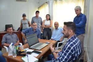 Ismael Crispin pede o retorno do programa “Tchau Poeira” durante agenda do Governo Itinerante em Seringueiras