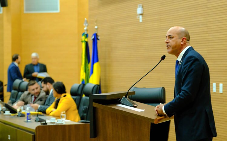  Ismael Crispin pede instalação de videomonitoramento para aumentar segurança em São Miguel do Guaporé, Seringueiras e Costa Marques