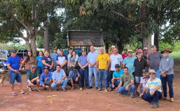 Investimento no campo: Ismael Crispin atende pedido do vereador Braz e entrega equipamento agrícola em São Francisco do Guaporé