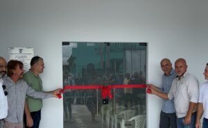Capela Mortuária é inaugurada em Seringueiras com recursos destinados pelo deputado Ismael Crispin