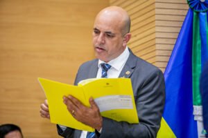 Deputado Ismael Crispin comemora prorrogação do concurso da Politec após requerimento atendido pelo governador Marcos Rocha