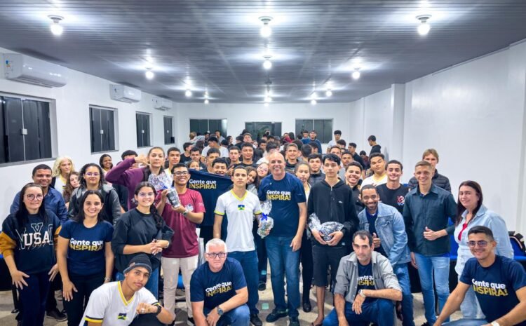 Deputado Ismael Crispin realiza ciclo de palestras “Gente que Inspira” em São Miguel do Guaporé com homenagens e histórias emocionantes
