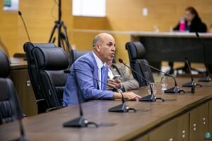 Deputado Ismael Crispin reforça urgência da transação tributária para garantir recursos imediatos aos municípios de Rondônia