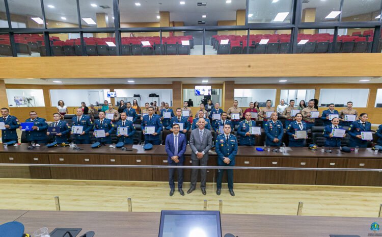  Ismael Crispin enaltece a coragem e o compromisso dos integrantes do Corpo de Bombeiros Militar de Rondônia